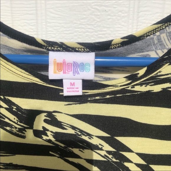 LuLaRoe Cozy Casual Medium Shirt - Picture 5 of 5